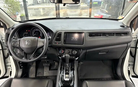 Honda Vezel, 2020 год, 1 850 888 рублей, 6 фотография