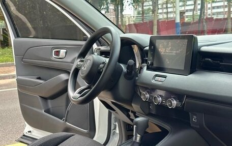 Honda Vezel, 2022 год, 1 620 300 рублей, 13 фотография