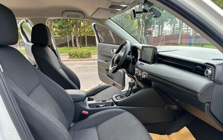 Honda Vezel, 2022 год, 1 620 300 рублей, 11 фотография