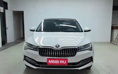 Skoda Superb III рестайлинг, 2021 год, 1 909 852 рублей, 1 фотография