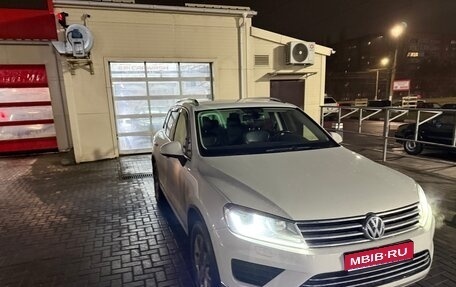 Volkswagen Touareg III, 2015 год, 3 100 000 рублей, 1 фотография