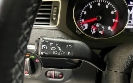 Volkswagen Jetta VI, 2018 год, 1 500 000 рублей, 27 фотография