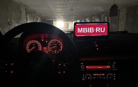 BMW 1 серия, 2007 год, 800 000 рублей, 18 фотография