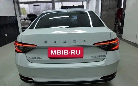 Skoda Superb III рестайлинг, 2021 год, 1 909 852 рублей, 7 фотография