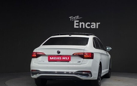 Volkswagen Jetta VII, 2022 год, 2 339 010 рублей, 3 фотография