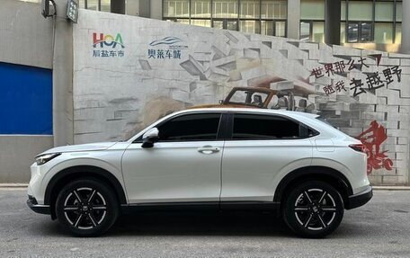 Honda Vezel, 2022 год, 1 590 300 рублей, 4 фотография