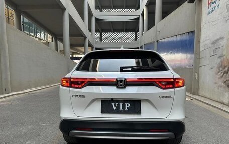 Honda Vezel, 2022 год, 1 590 300 рублей, 6 фотография