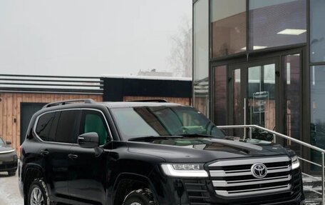 Toyota Land Cruiser, 2025 год, 33 000 000 рублей, 7 фотография