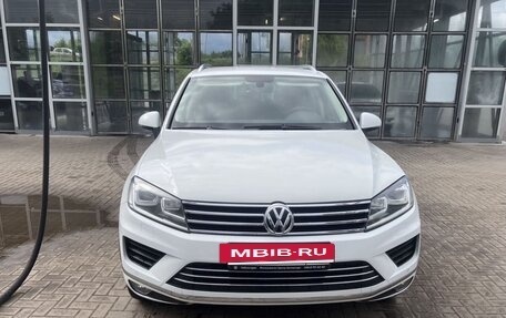 Volkswagen Touareg III, 2015 год, 3 100 000 рублей, 20 фотография