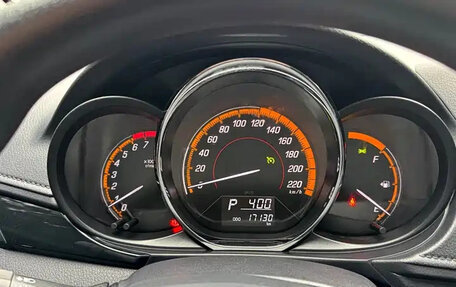 Toyota Yaris XP150 рестайлинг, 2022 год, 1 296 003 рублей, 14 фотография