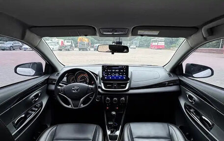 Toyota Yaris XP150 рестайлинг, 2022 год, 1 296 003 рублей, 12 фотография