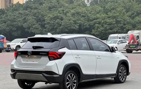 Toyota Yaris XP150 рестайлинг, 2022 год, 1 296 003 рублей, 9 фотография