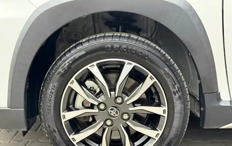 Toyota Yaris XP150 рестайлинг, 2022 год, 1 296 003 рублей, 26 фотография