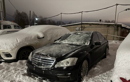 Mercedes-Benz S-Класс, 2006 год, 900 000 рублей, 1 фотография