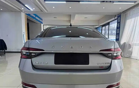 Skoda Superb III рестайлинг, 2022 год, 2 145 852 рублей, 4 фотография