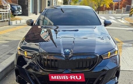 BMW 5 серия, 2025 год, 7 150 000 рублей, 1 фотография