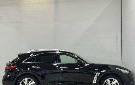 Infiniti QX70, 2014 год, 2 099 000 рублей, 9 фотография