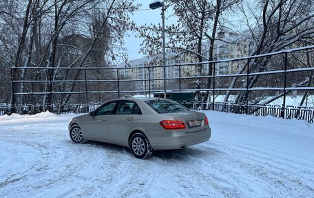Mercedes-Benz E-Класс, 2010 год, 1 525 000 рублей, 3 фотография