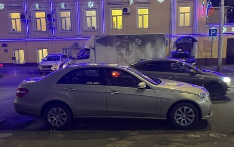 Mercedes-Benz E-Класс, 2010 год, 1 525 000 рублей, 7 фотография