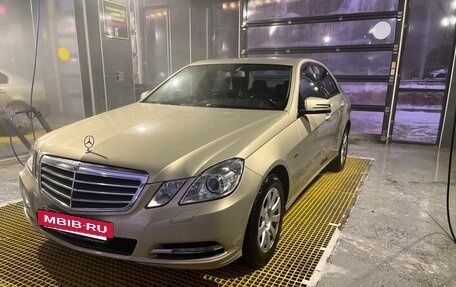 Mercedes-Benz E-Класс, 2010 год, 1 525 000 рублей, 6 фотография