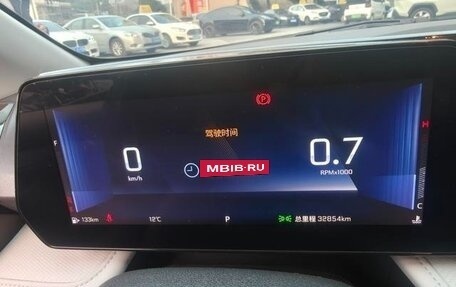 Chevrolet Monza, 2024 год, 1 350 000 рублей, 10 фотография