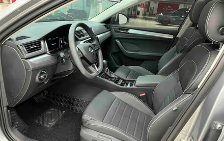 Skoda Superb III рестайлинг, 2024 год, 2 110 680 рублей, 7 фотография