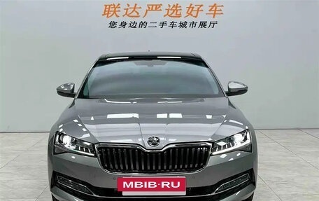 Skoda Superb III рестайлинг, 2024 год, 2 110 680 рублей, 2 фотография