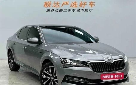 Skoda Superb III рестайлинг, 2024 год, 2 110 680 рублей, 3 фотография