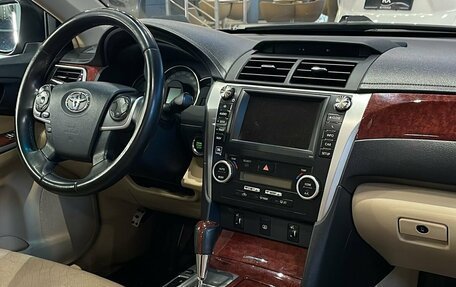 Toyota Camry, 2011 год, 1 650 000 рублей, 15 фотография