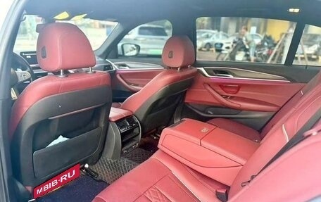 BMW 5 серия, 2024 год, 5 600 300 рублей, 9 фотография