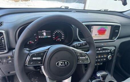 KIA Sportage IV рестайлинг, 2020 год, 2 990 000 рублей, 3 фотография