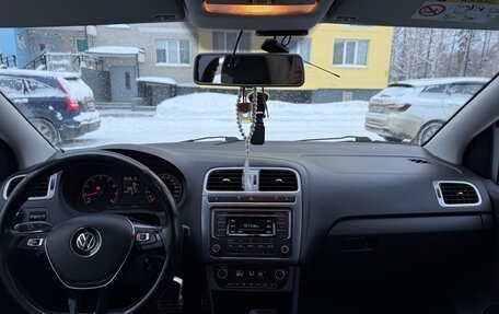 Volkswagen Polo VI (EU Market), 2016 год, 1 200 000 рублей, 11 фотография