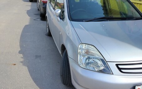 Honda Stream I рестайлинг, 2002 год, 550 000 рублей, 2 фотография