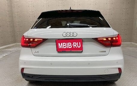 Audi A1, 2021 год, 1 250 000 рублей, 6 фотография