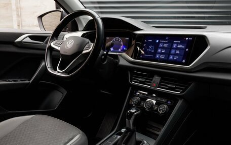 Volkswagen Taos, 2022 год, 2 649 000 рублей, 8 фотография