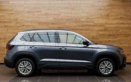 Volkswagen Taos, 2022 год, 2 649 000 рублей, 6 фотография