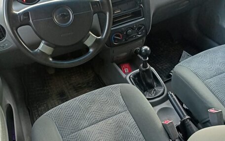 Chevrolet Aveo III, 2004 год, 180 000 рублей, 10 фотография