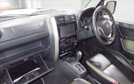 Suzuki Jimny, 2018 год, 900 000 рублей, 5 фотография