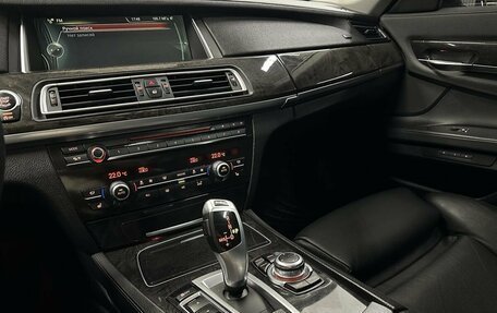 BMW 7 серия, 2012 год, 2 200 000 рублей, 13 фотография