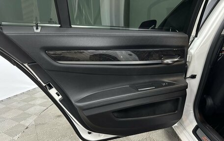 BMW 7 серия, 2012 год, 2 200 000 рублей, 27 фотография