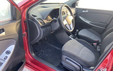 Hyundai Solaris II рестайлинг, 2012 год, 699 000 рублей, 4 фотография