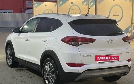 Hyundai Tucson III, 2018 год, 2 400 000 рублей, 2 фотография