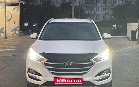 Hyundai Tucson III, 2018 год, 2 400 000 рублей, 5 фотография