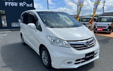 Honda Freed I, 2014 год, 820 000 рублей, 1 фотография