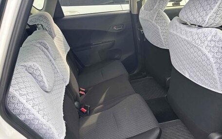 Toyota Ractis II, 2014 год, 764 000 рублей, 10 фотография