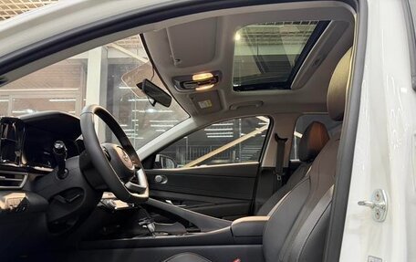 Hyundai Elantra, 2023 год, 1 660 999 рублей, 9 фотография