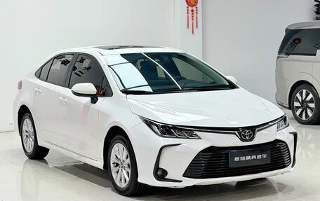 Toyota Corolla, 2021 год, 1 100 000 рублей, 3 фотография
