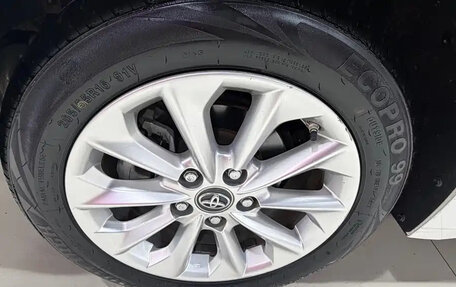 Toyota Corolla, 2021 год, 1 100 000 рублей, 9 фотография