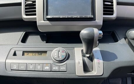 Honda Freed I, 2014 год, 820 000 рублей, 30 фотография