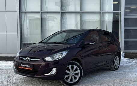 Hyundai Solaris II рестайлинг, 2012 год, 840 000 рублей, 1 фотография